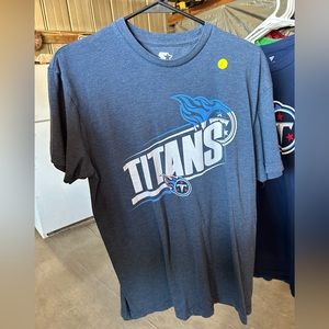 Men’s large Tennessee Titans T-shirt